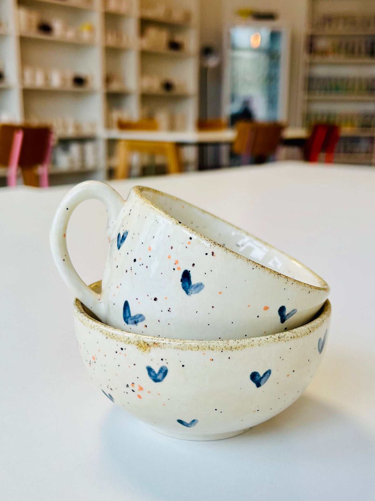 Valentins-Spezial: Keramik bemalen & Sekt genießen! 🥂